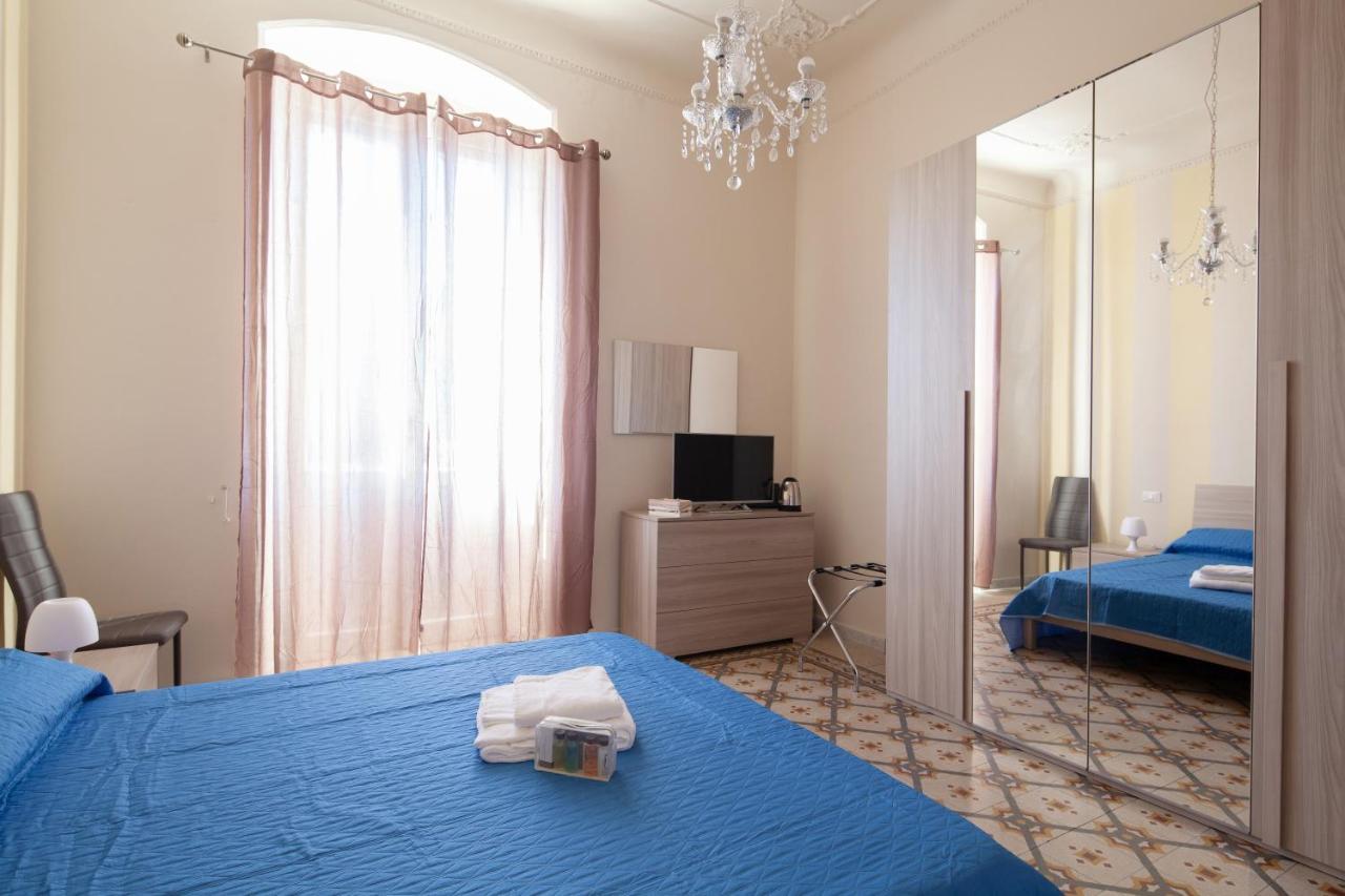 Rent Rooms La Spezia Kültér fotó