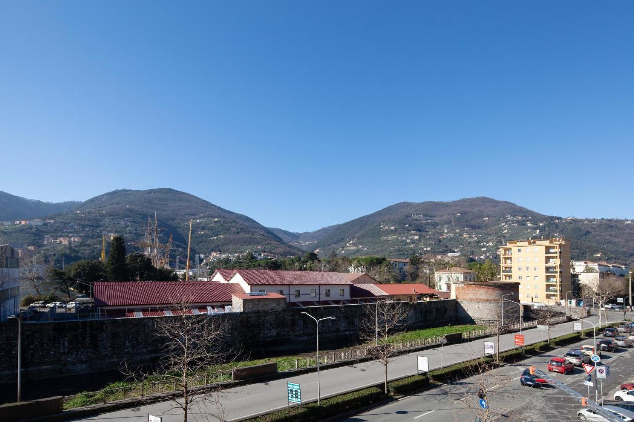Rent Rooms La Spezia Kültér fotó