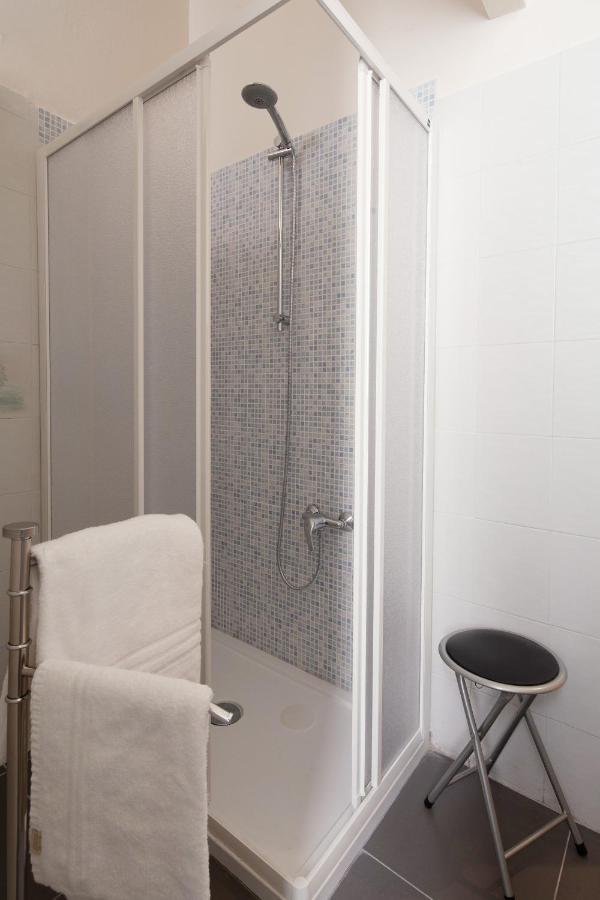 Rent Rooms La Spezia Kültér fotó